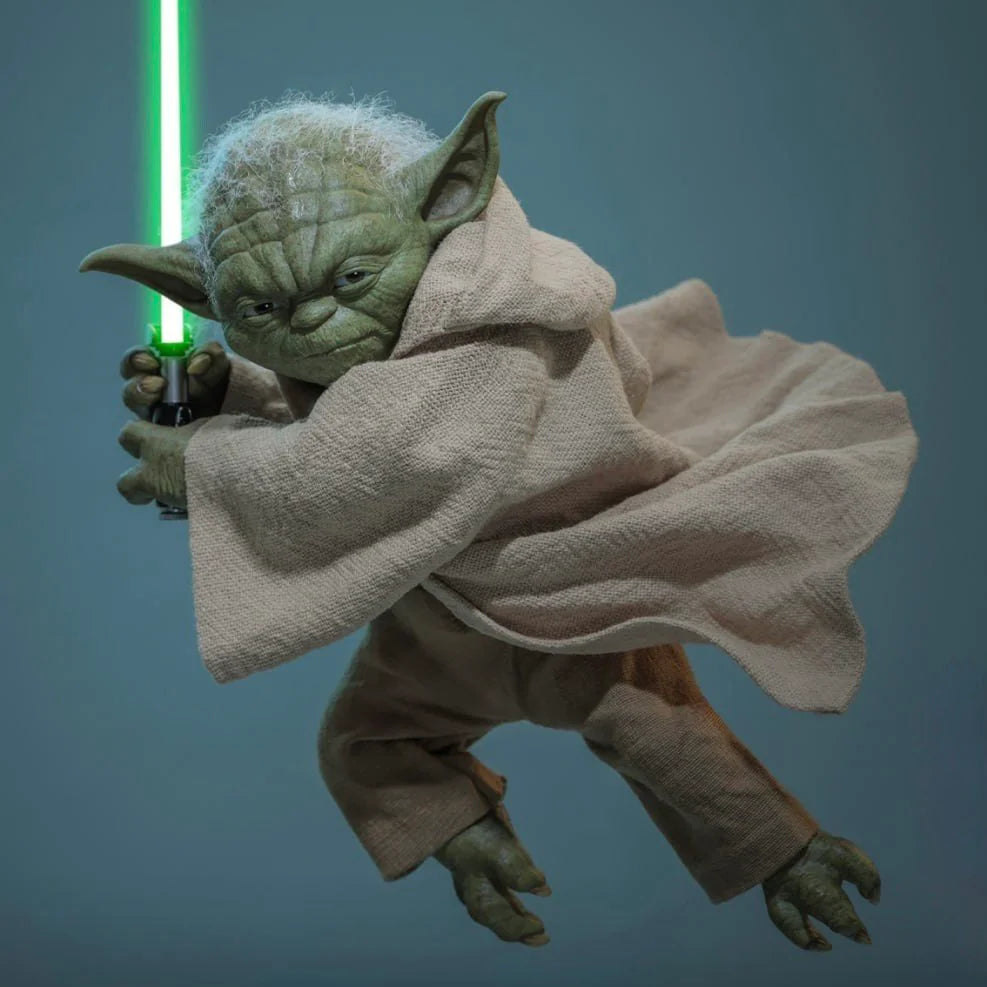 Yoda Sixth Scale Figure By Hot Toys