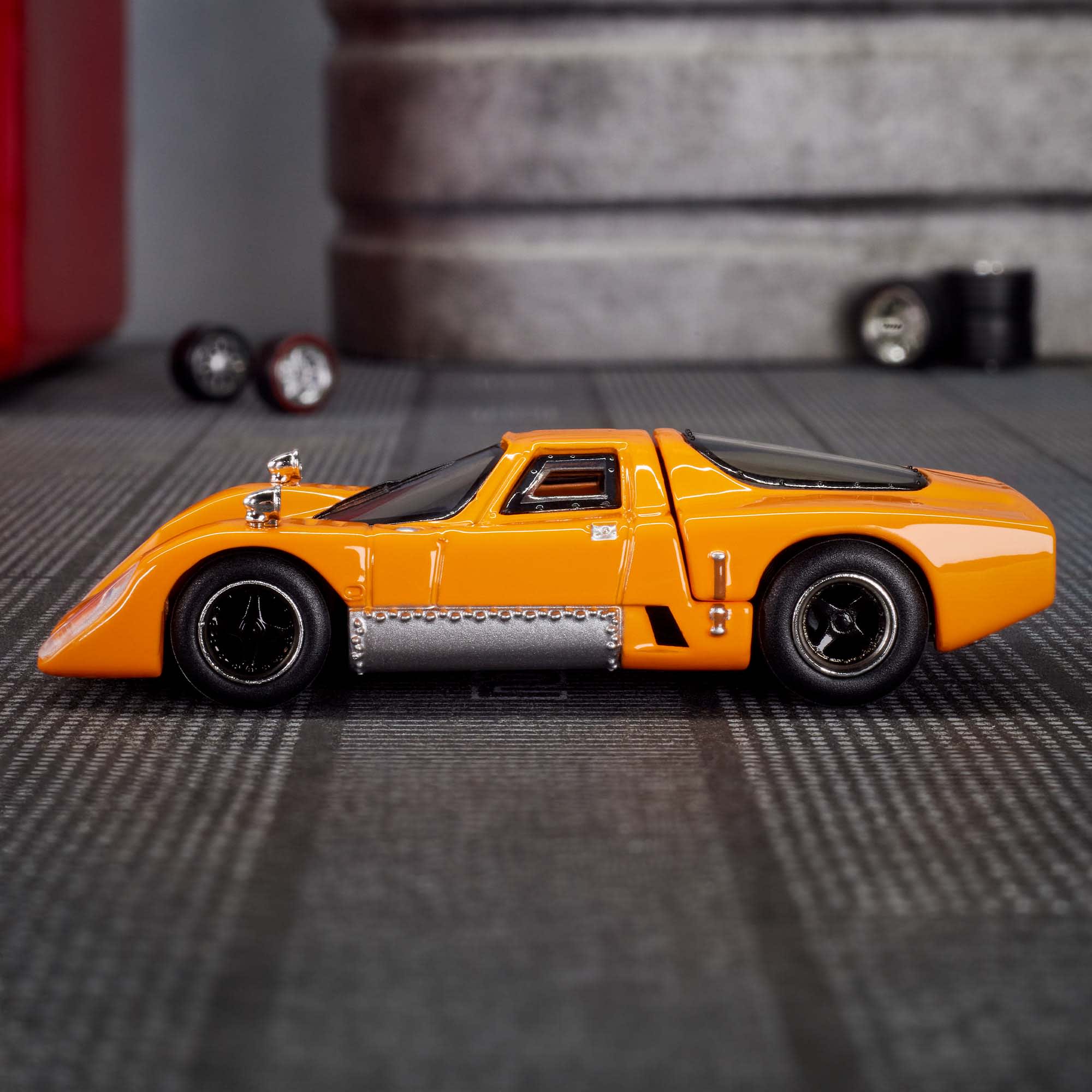 Hot Wheels Elite 64 McLaren M6GT Creations Exclusive