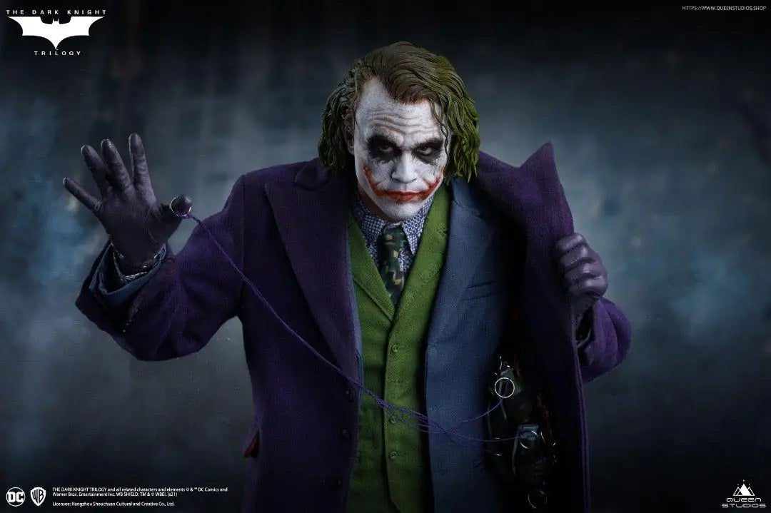 Queen Studios The Dark Knight Joker 1/4 Scale Statue