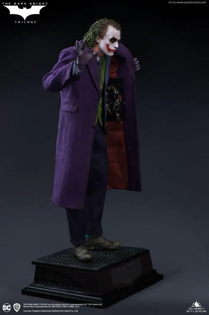 Queen Studios The Dark Knight Joker 1/4 Scale Statue