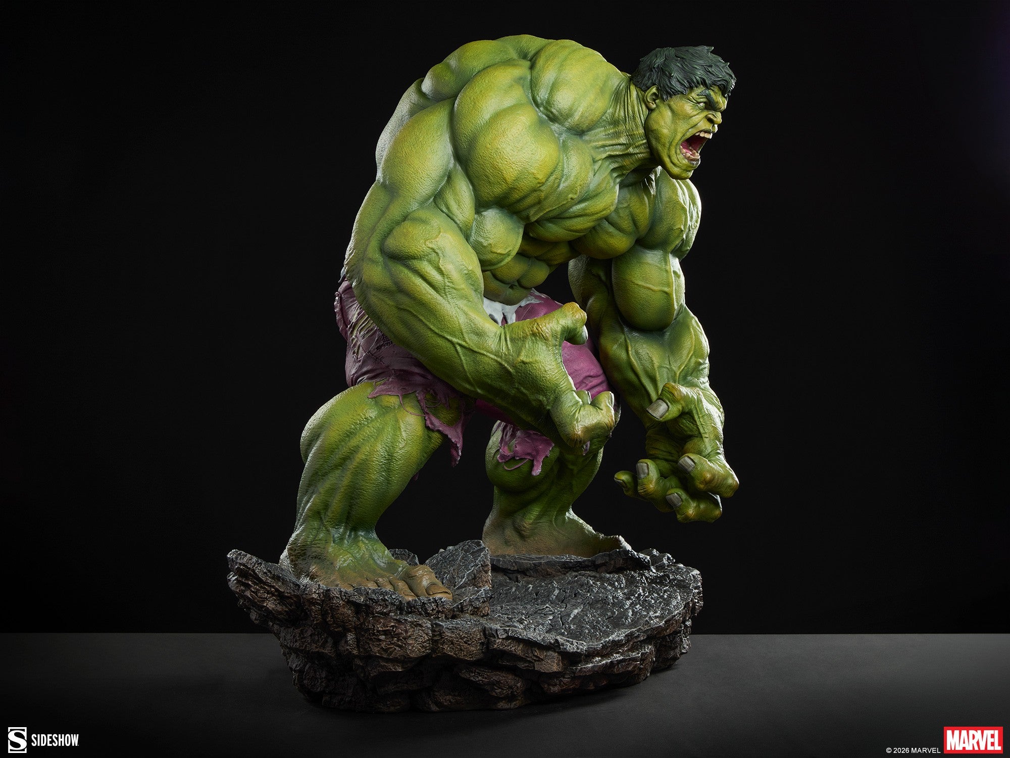 Hulk Premium Format Statue by Sideshow Collectibles