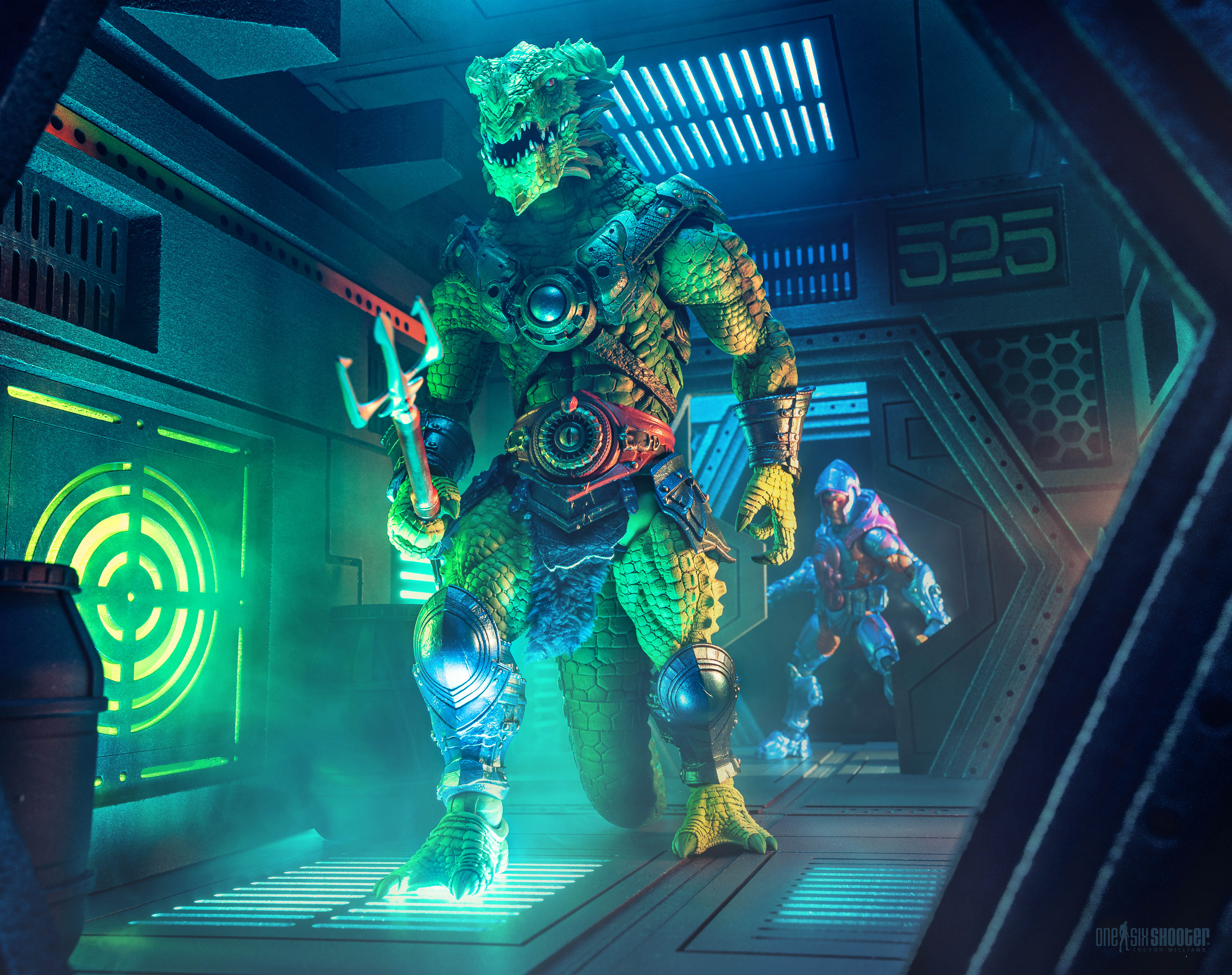 Cosmic Legions: Outpost Zaxxius Sskur'ge Ogre-Scale Action Figure