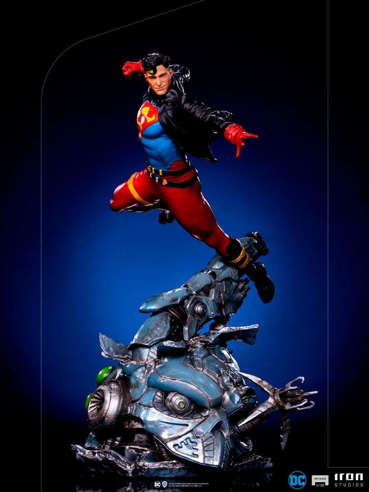 Superboy 1:10 By Iron Studio