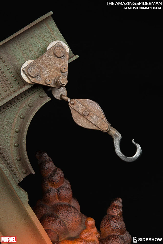 Amazing Spider-Man Premium Format Figure by Sideshow Collectibles