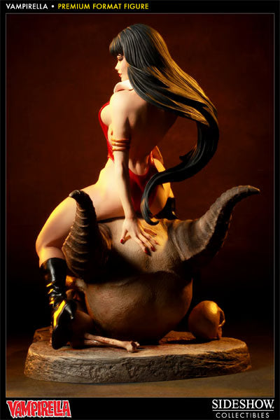Vampirella Premium Format Figure Exclusive by Sideshow Collectibles