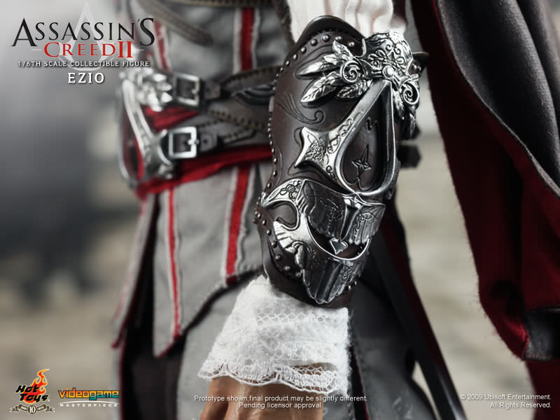 Hot Toys Assassin Ezio Action Figure