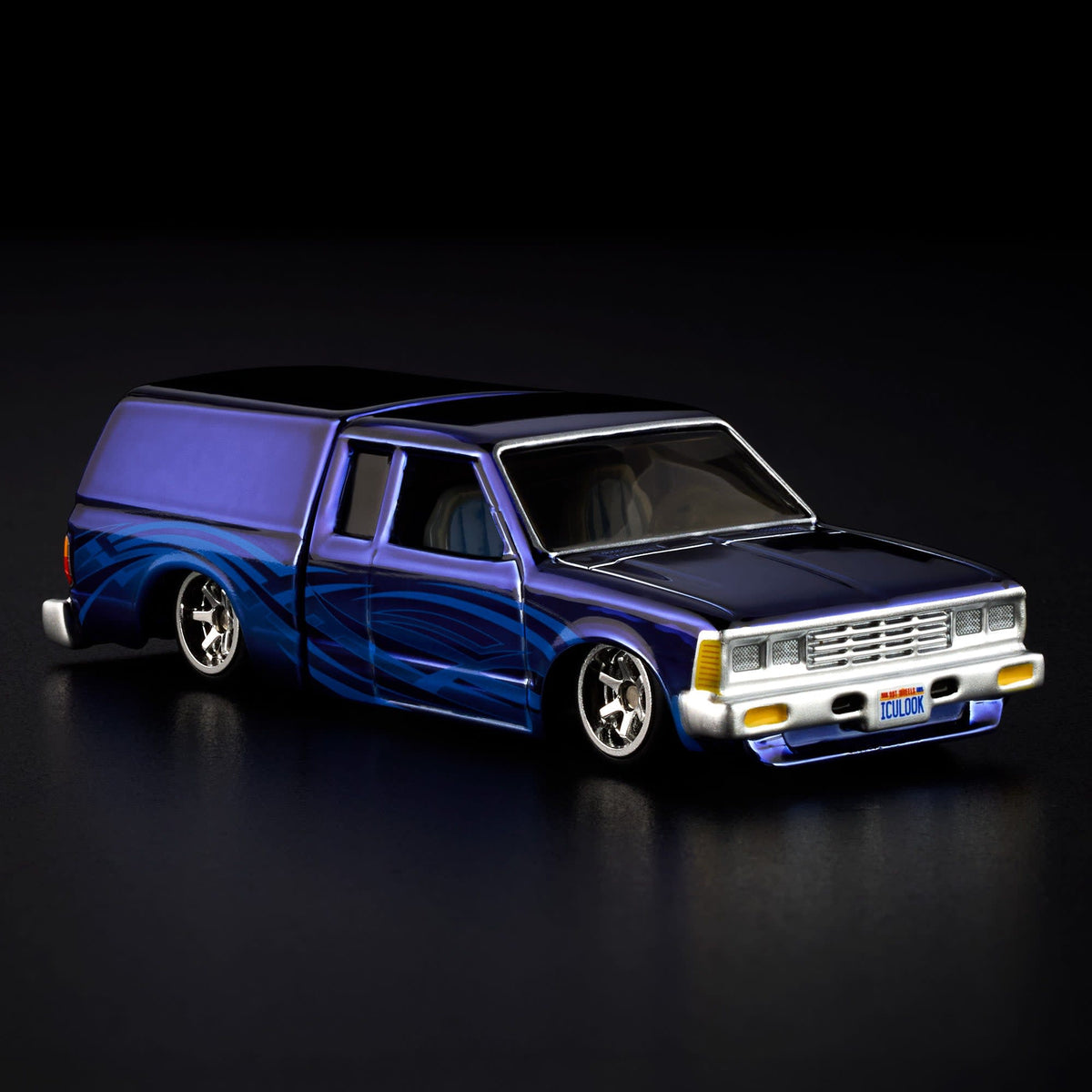 Hot Wheels RLC Exclusive 1986 Nissan 720 King Cab (Legends Tour ver.)