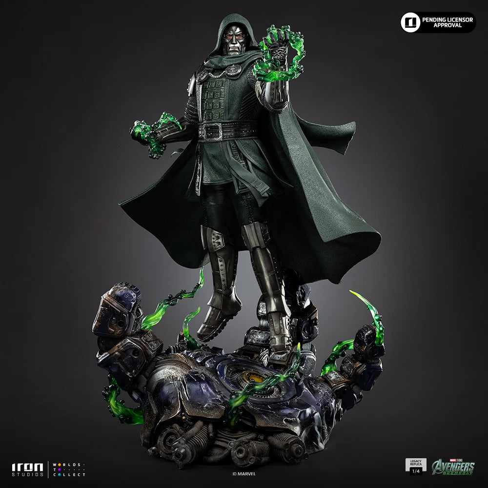 Doctor Doom Statue Legacy Replica 1/4 Avengers Doomsday by Iron Studios