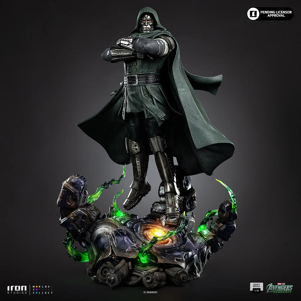 Doctor Doom Statue Legacy Replica 1/4 Avengers Doomsday by Iron Studios