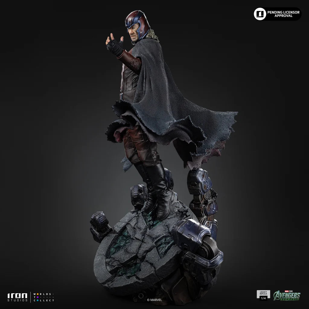 Magneto Statue Legacy Replica 1/4 Avengers Doomsday by Iron Studios