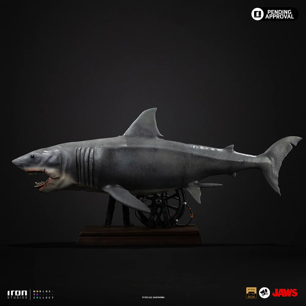 Steven Spielberg & Jaws 50th Anniversary Statue by Iron Studios