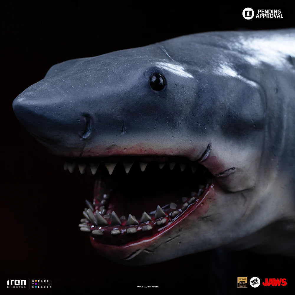 Steven Spielberg & Jaws 50th Anniversary Statue by Iron Studios