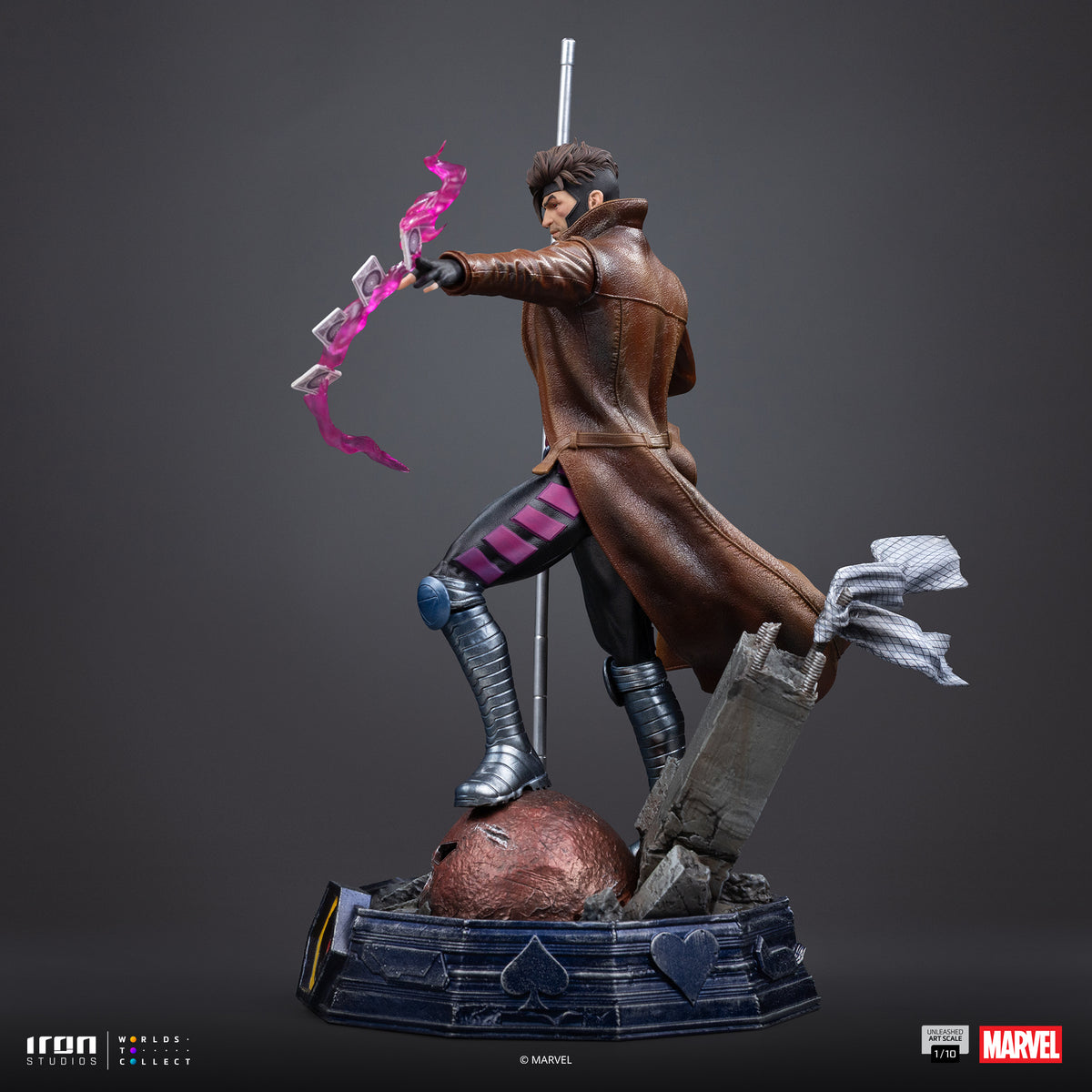 X-Men Gambit Unleashed 1/10 Statue By Iron Studios