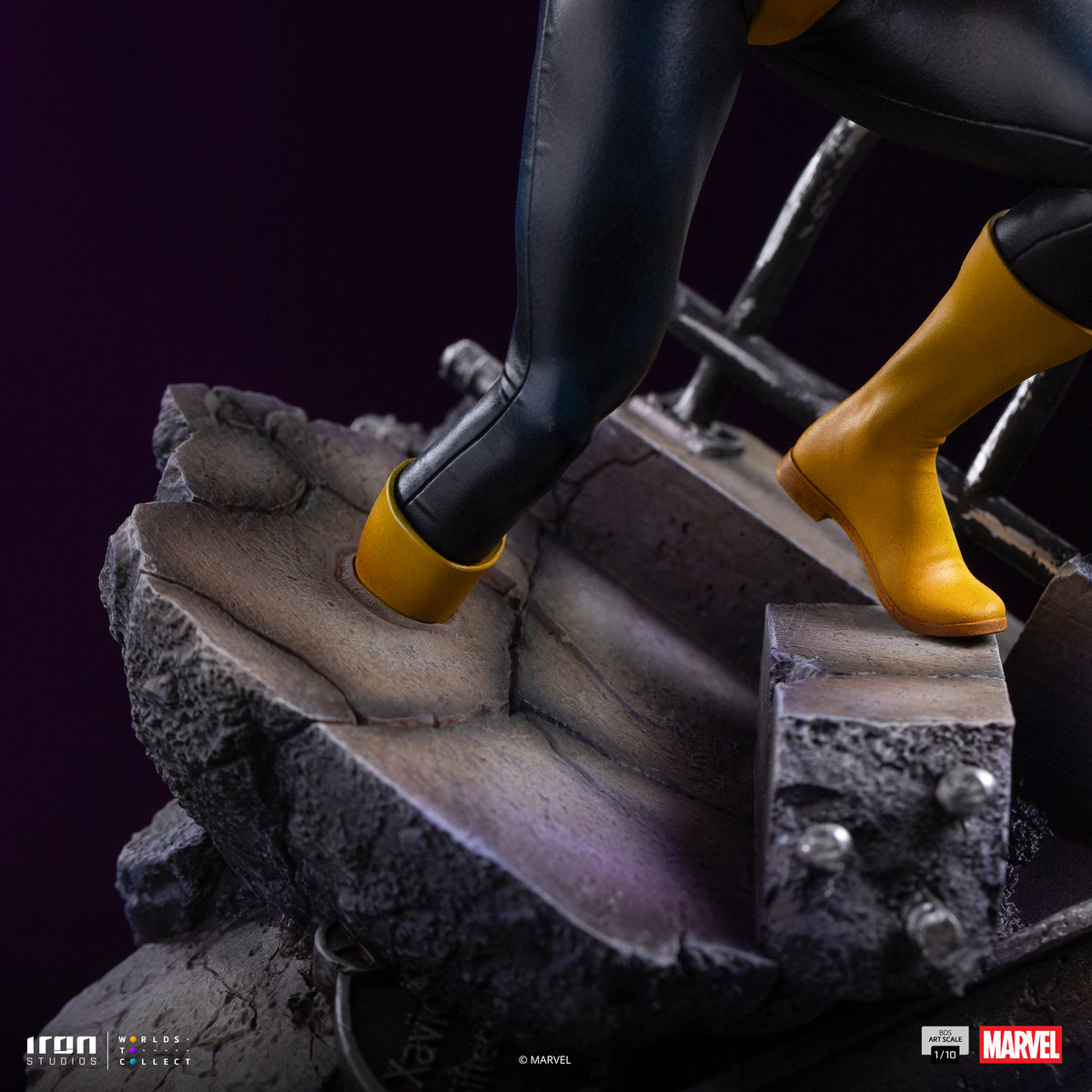 Kitty Pride & Lockheed - X-Men Comics BDS 1/10 Statue By Iron Studios