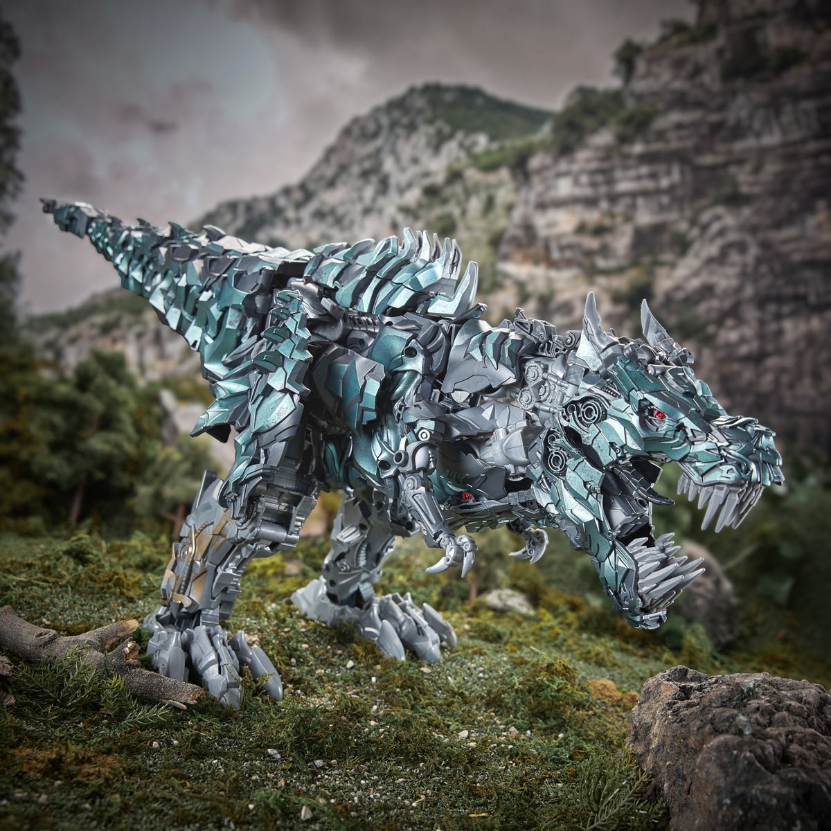 Transformers Studio Series Age of Extinction Titan Class Grimlock