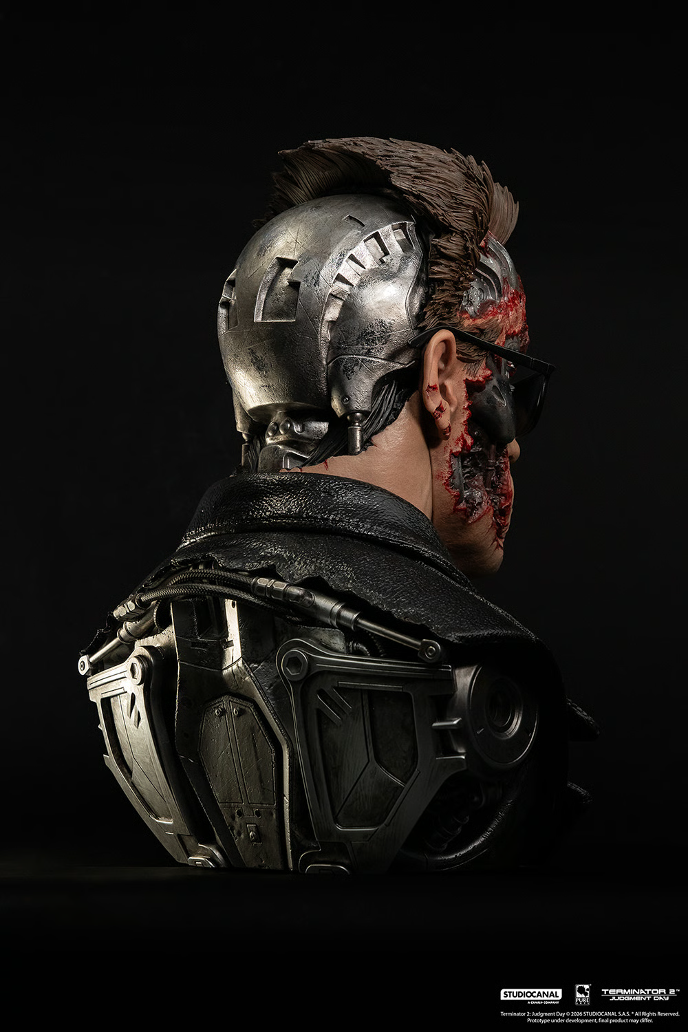 T-800 Model 101 (Battle Damaged) Art Mask Life-Size Bust by PureArts