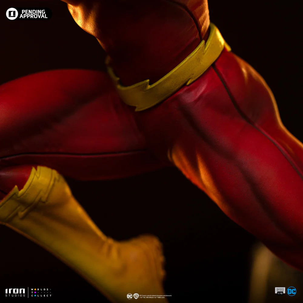 Iron Studios Flash Unleashed 1:10 Scale Statue