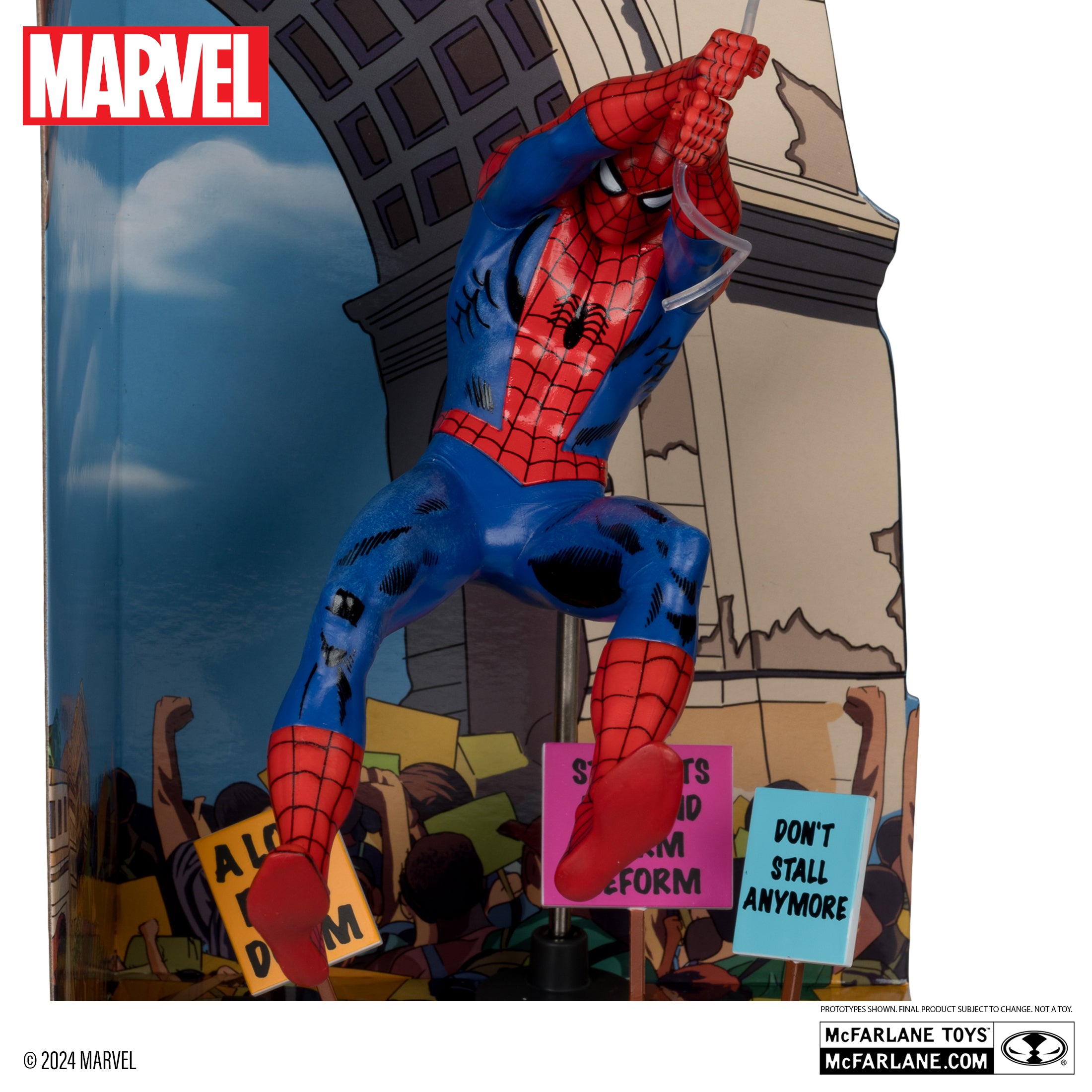 Spider-Man 1:10th Scale Collectible with Scene Gold Label by McFarlane