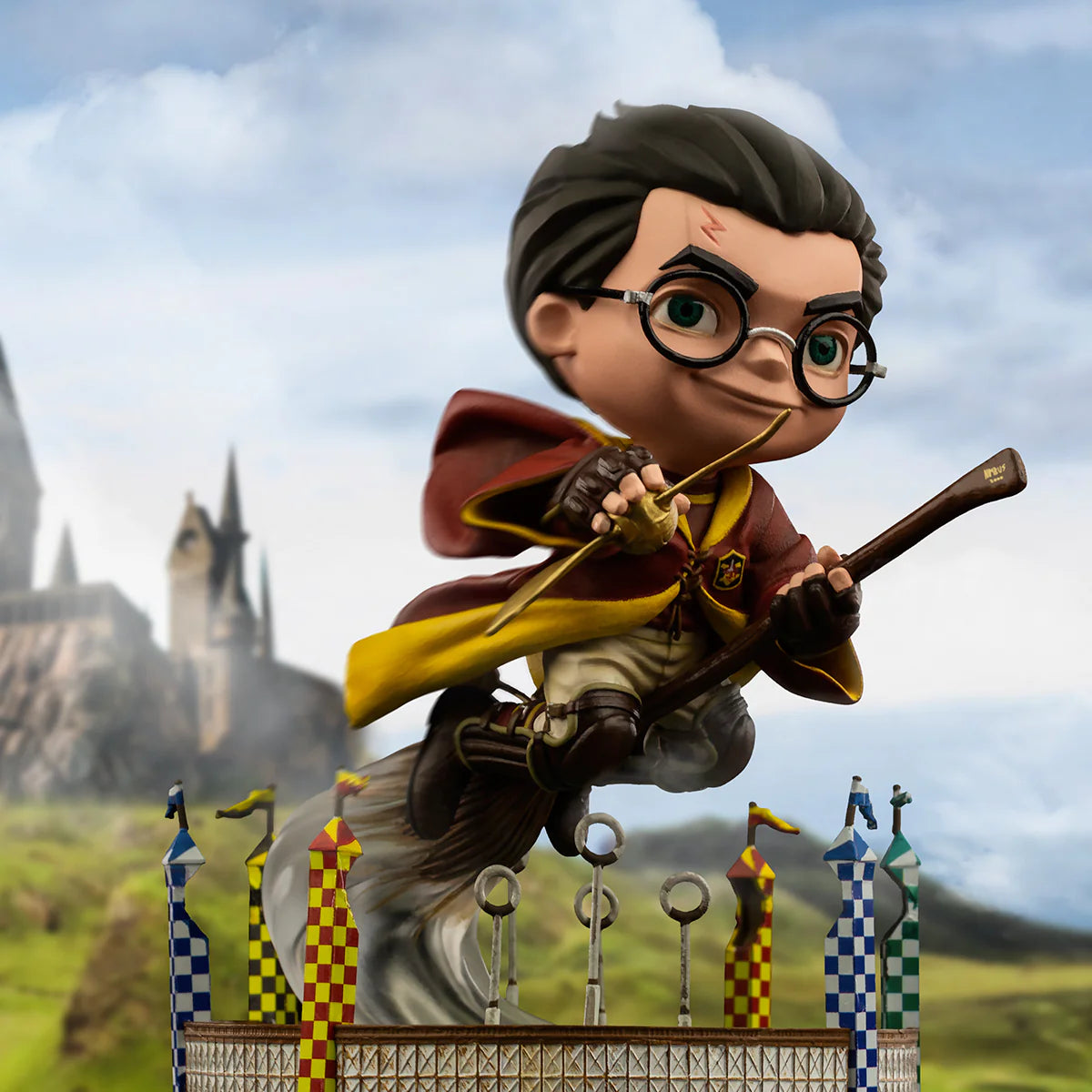 Harry Potter at the Quidditch Match - Harry Potter - MiniCo Illusion By Iron Studios