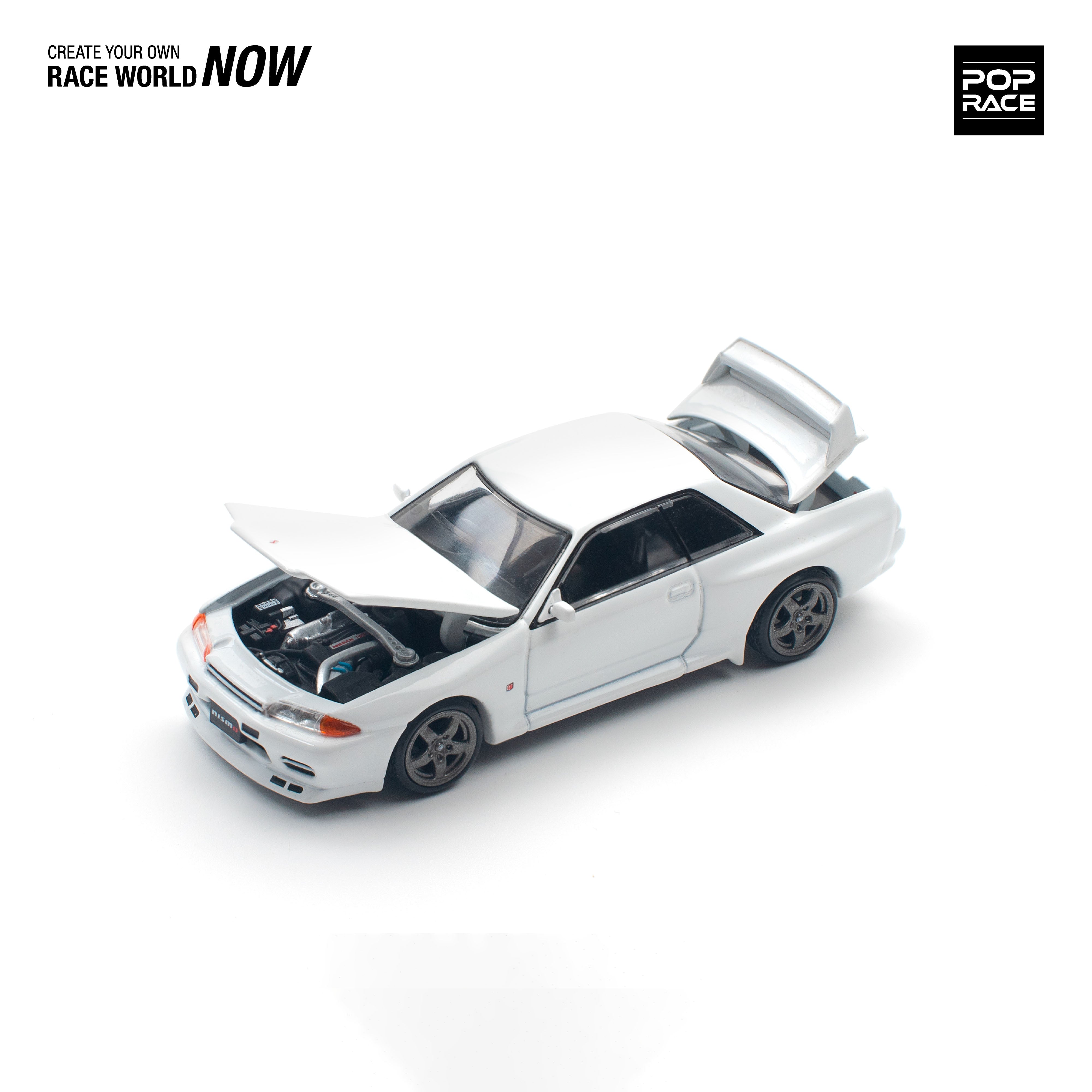 Nissan Skyline GT-R R32 Cystal White PR640157 by Pop Race