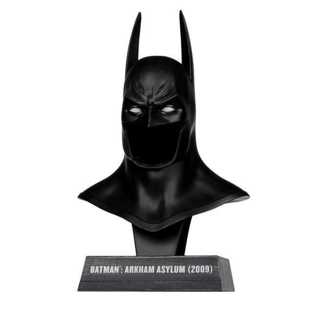 Batman (Arkham Asylum) 1:3 Scale Cowl Replica