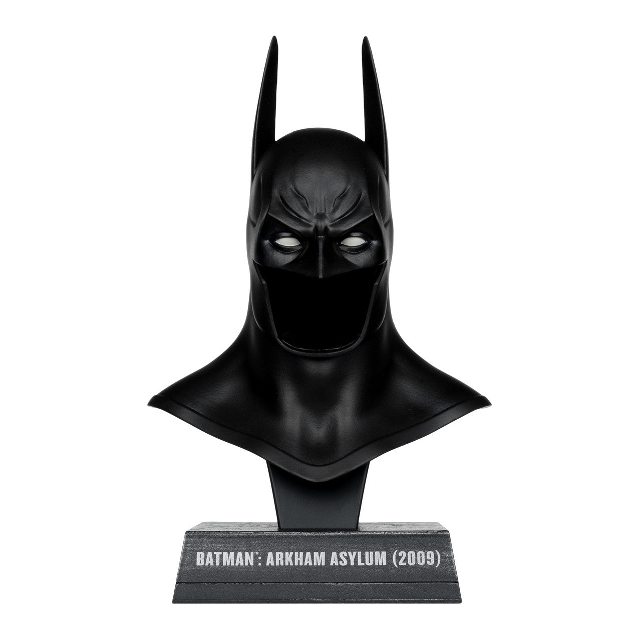 Batman (Arkham Asylum) 1:3 Scale Cowl Replica