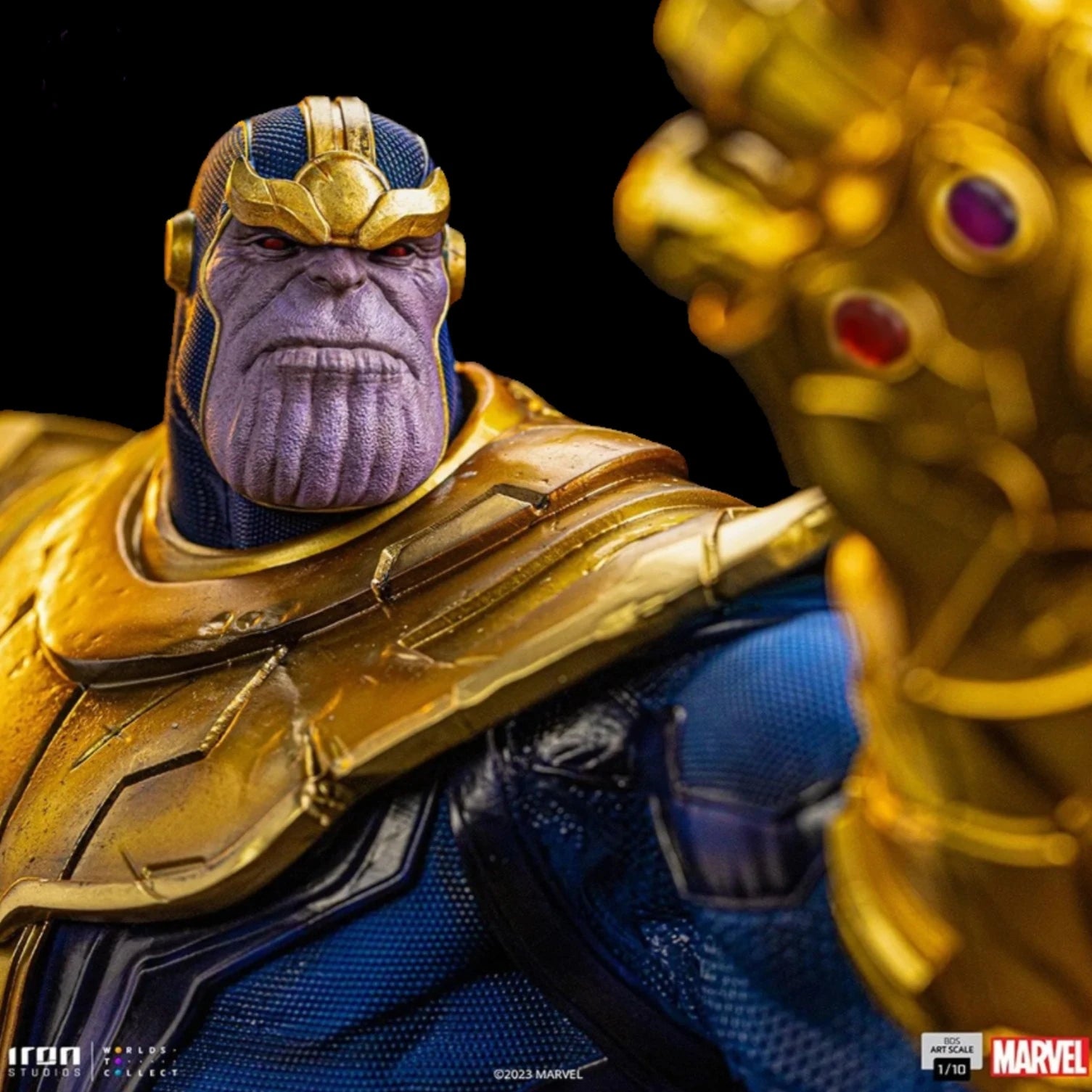 Thanos Infinity Gauntlet Diorama by Iron Studios