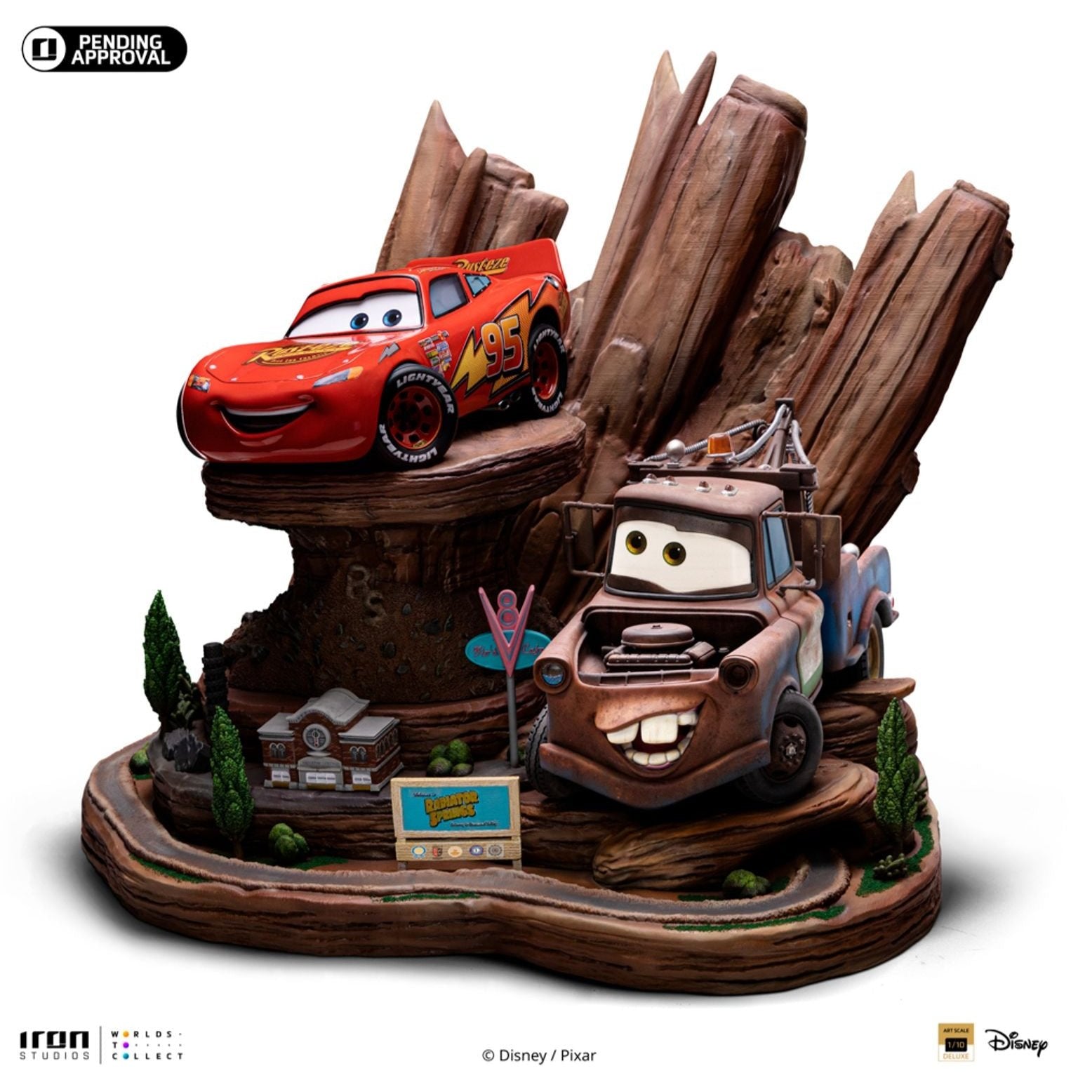 Disney Cars - Lightning Mcqueen & Tow Mater Deluxe 1/10 Statue by Iron Studios