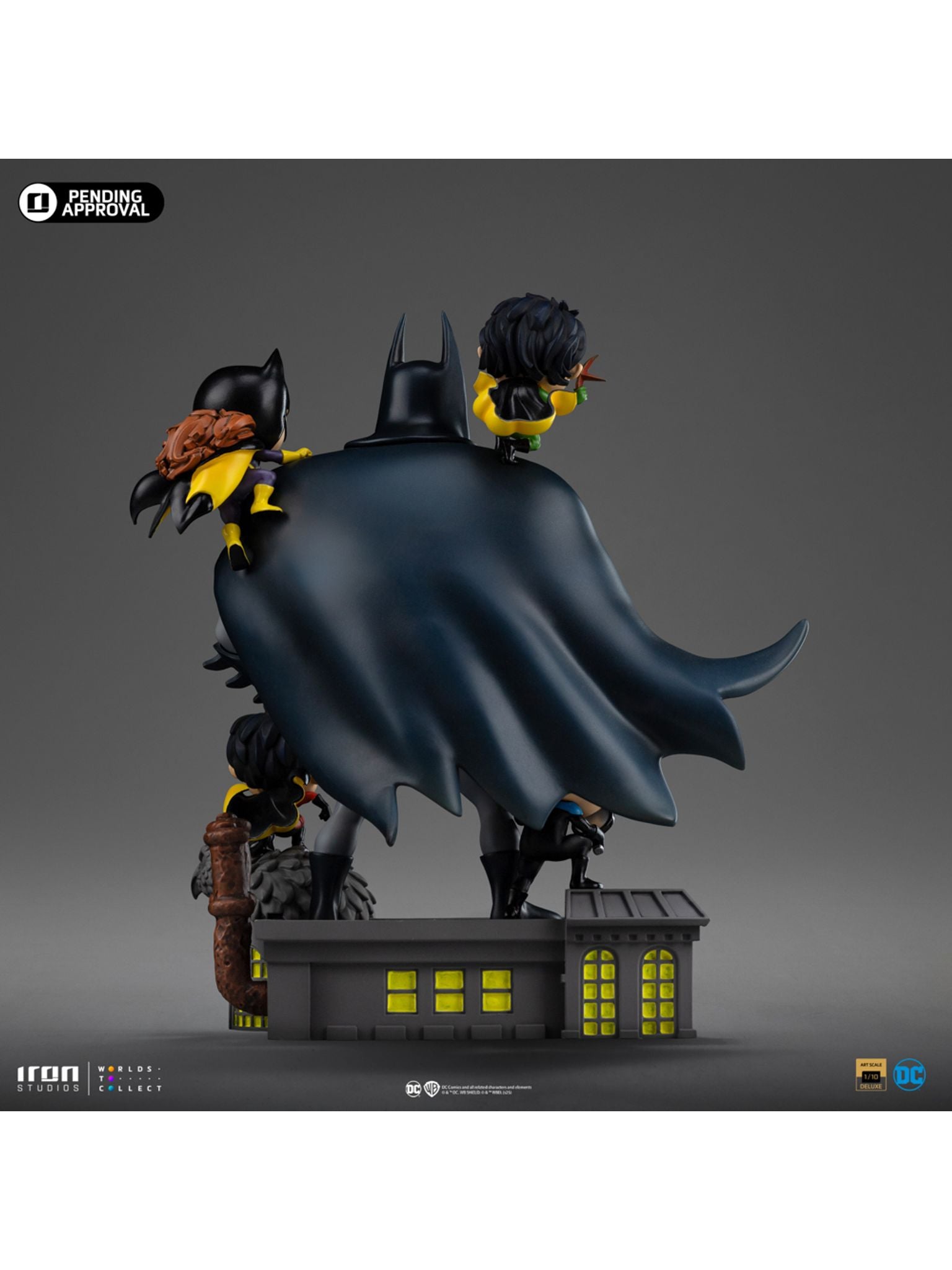 Batman Family (DC Comics Icons Animated) Deluxe statue by Iron Studios