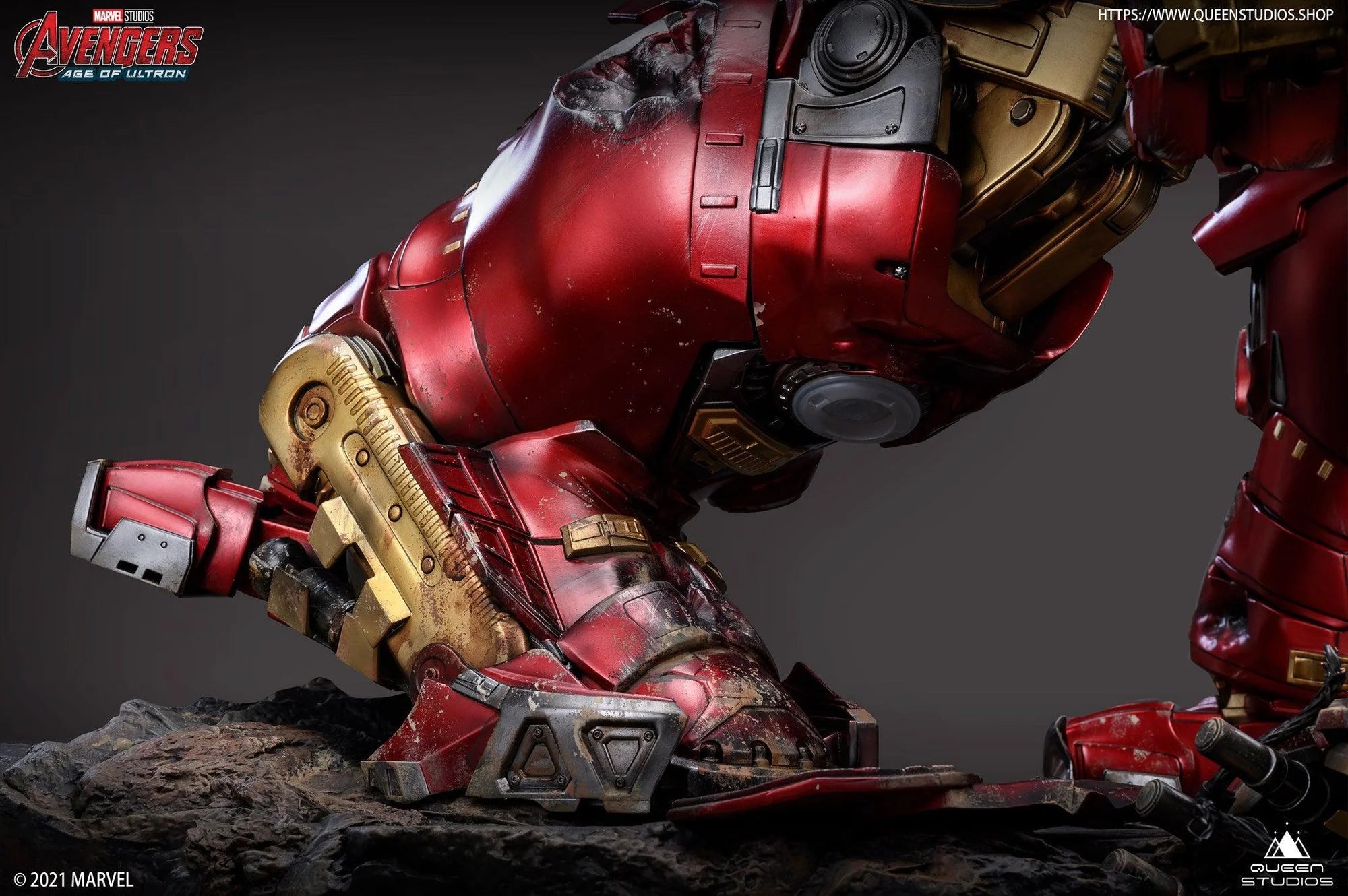 Queen Studios Iron Man Hulkbuster Mark 44 1/4 Scale Statue