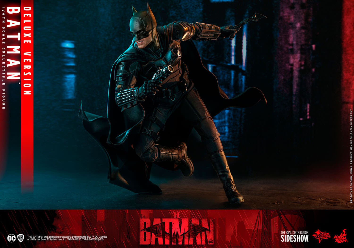 BATMAN (DELUXE VERSION) Sixth Scale Figure by Hot Toys