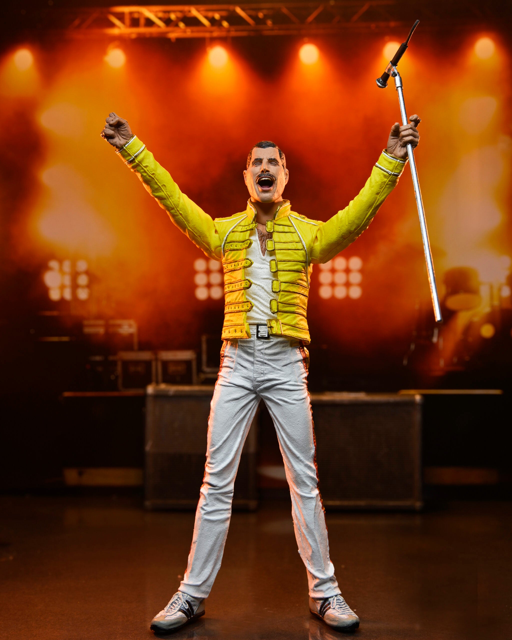 Freddie Mercury (Yellow Jacket ver.)