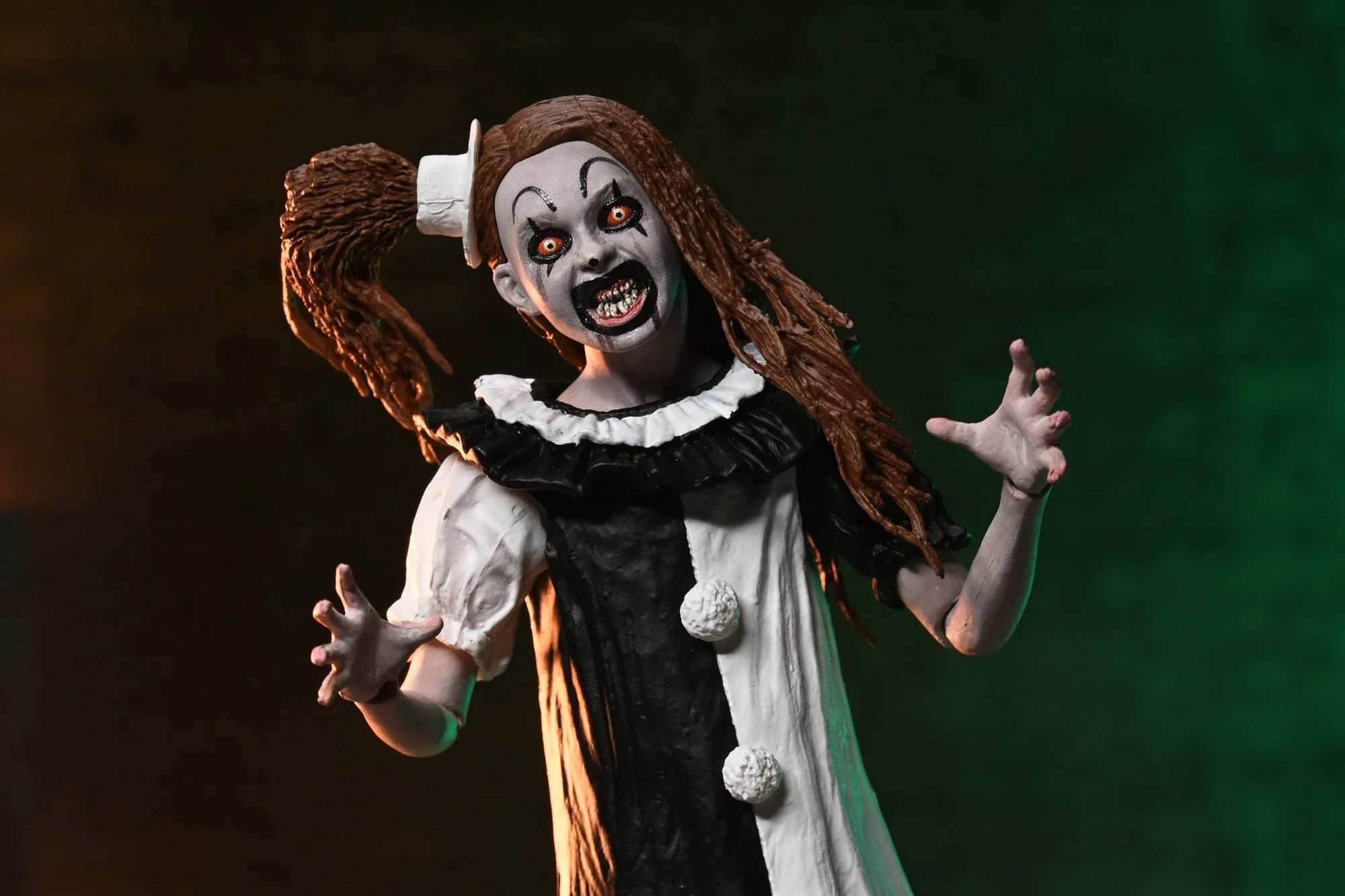 Terrifier 2 Ultimate Art the Clown and The Little Pale Girl Action Figure 2 Pack By NECA