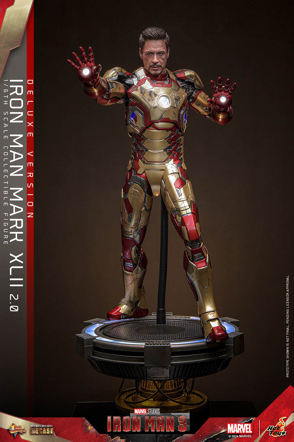 IRON MAN MARK XLII (2.0) DELUXE Sixth Scale Figure by Hot Toys