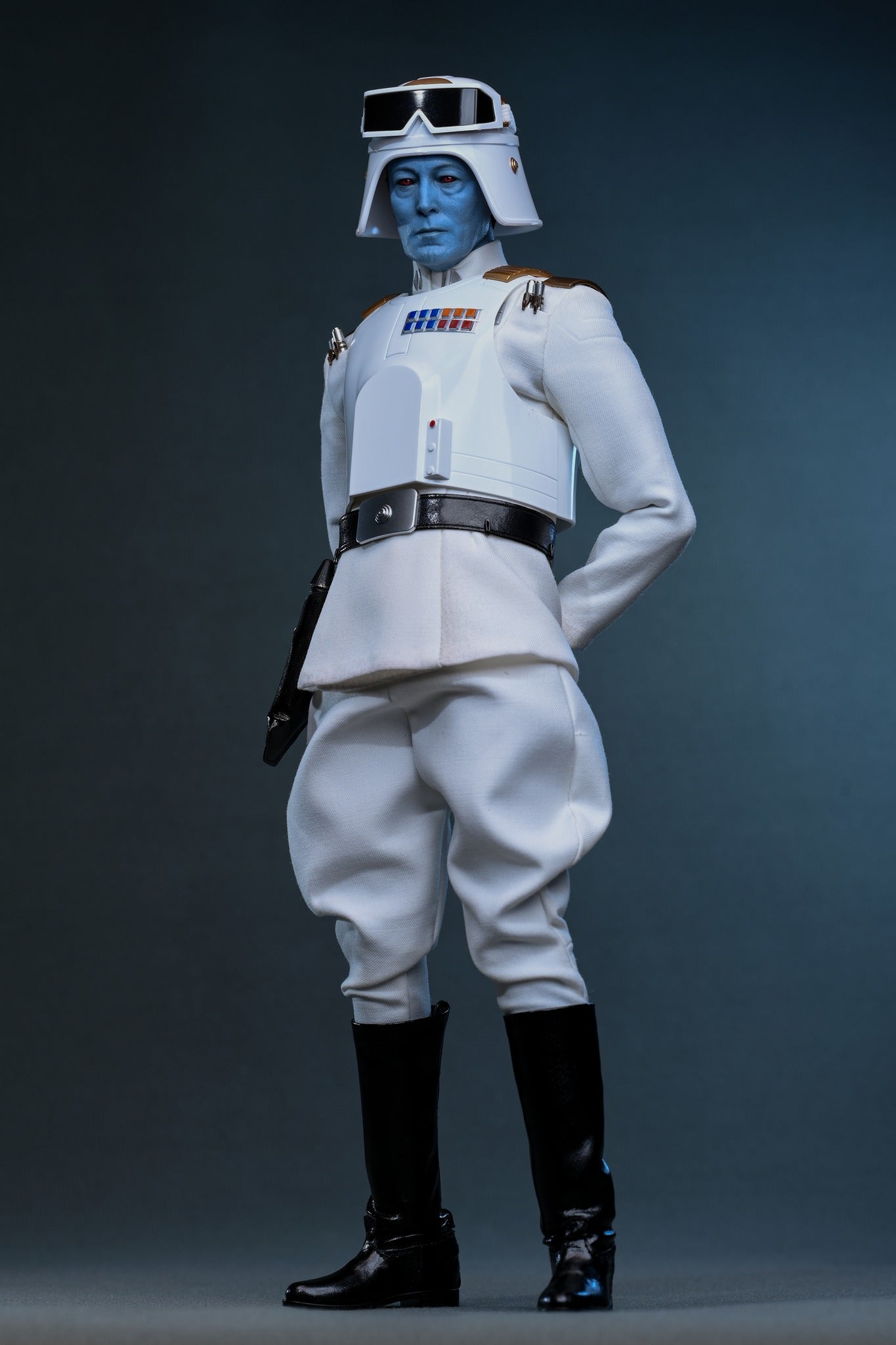 Grand Admiral Thrawn™ (Imperial Armor) Figure By Hot Toys