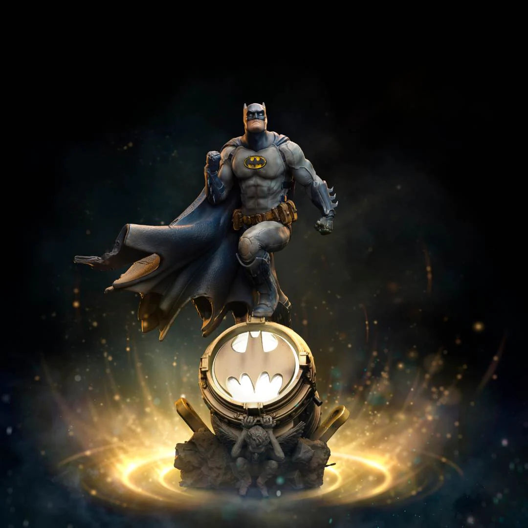 CCXP 23 Exclusive DC Comics Batman Deluxe 1/10th Scale Statue By Iron Studios