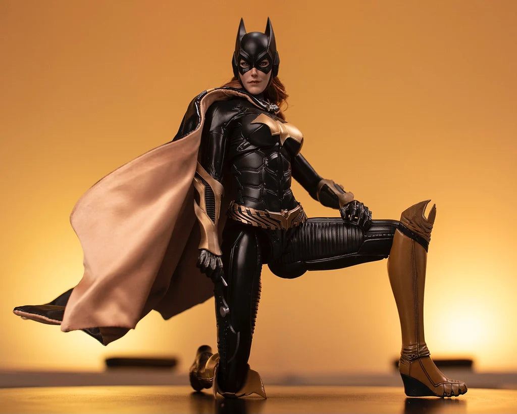 Batgirl Sixth Scale Figure By Hot Toys