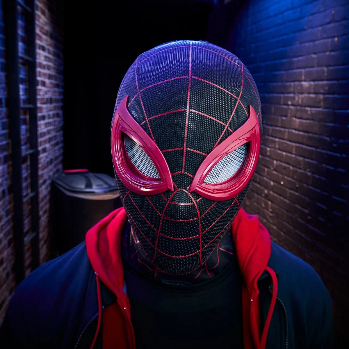Spider-Man Marvel Legends Miles Morales Electronic Expressive Mask