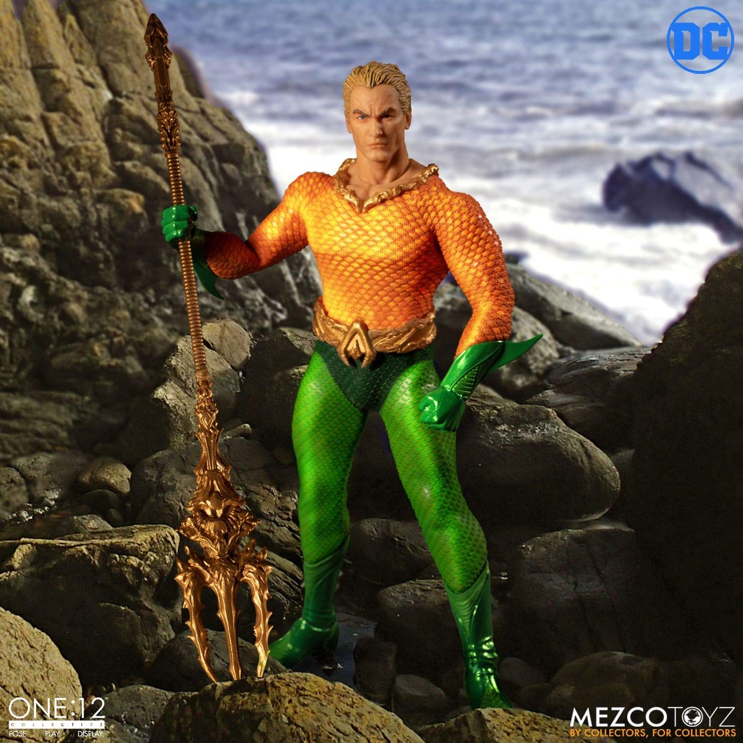 The Aquaman One:12 Collective Action Figure By Mezco