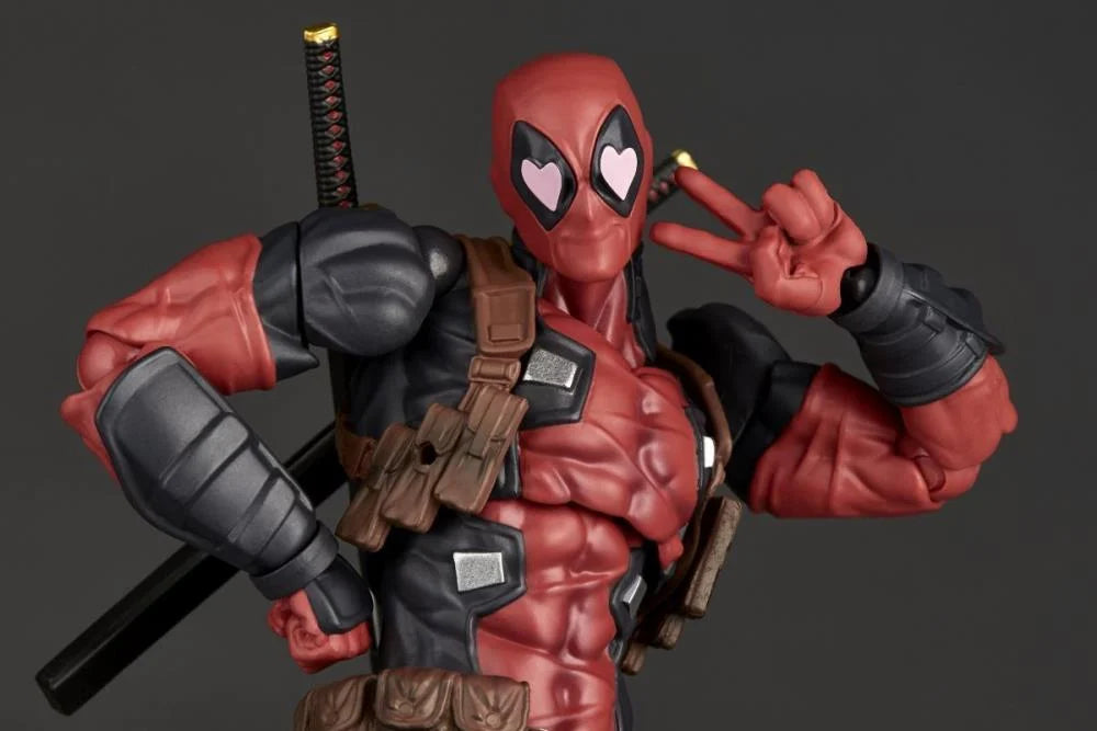 Marvel Amazing Yamaguchi Revoltech Deadpool (Ver. 2.5)