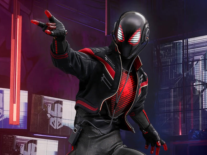 MILES MORALES (2020 SUIT) Sixth Scale Figure by Hot Toys