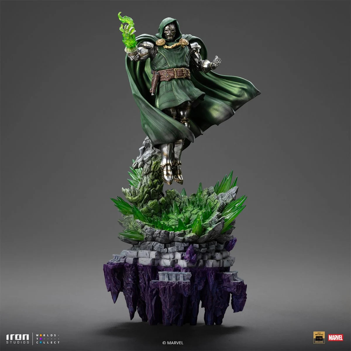 Doctor Doom Infinity Gauntlet Battle Diorama Deluxe Statue