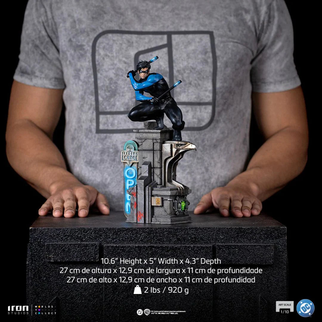 Nightwing by Iron Studios