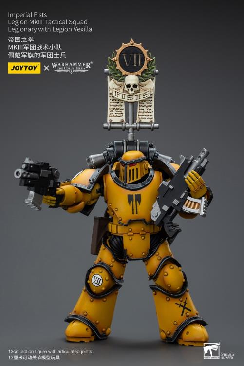 Warhammer: The Horus Heresy Imperial Fists Legion MkIII Tactical Squad Legionary with Legion Vexilla 1/18 Scale Action Figure
