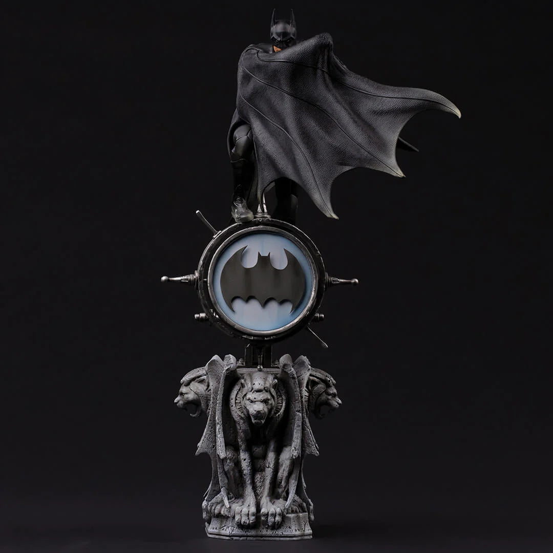 Batman Deluxe Batman Returns 1/10 Statue By Iron Studios