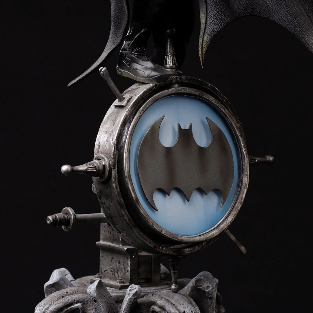 Batman Deluxe Batman Returns 1/10 Statue By Iron Studios