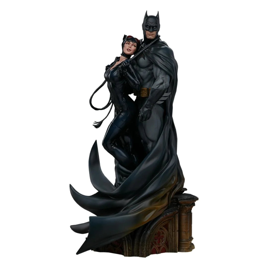 Batman and Catwoman Diorama By Sideshow