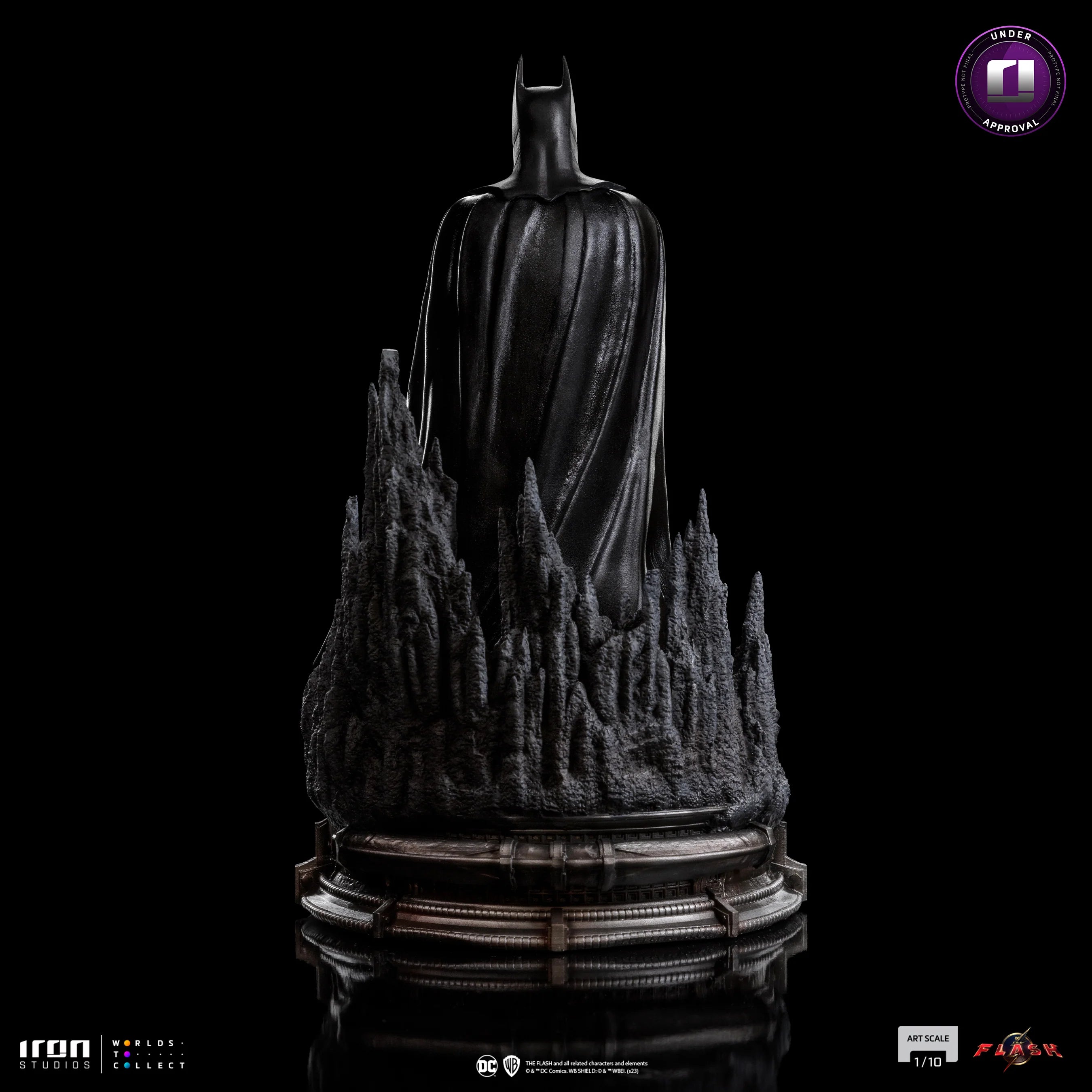 The Flash Batman Deluxe 1:10 Scale Statue