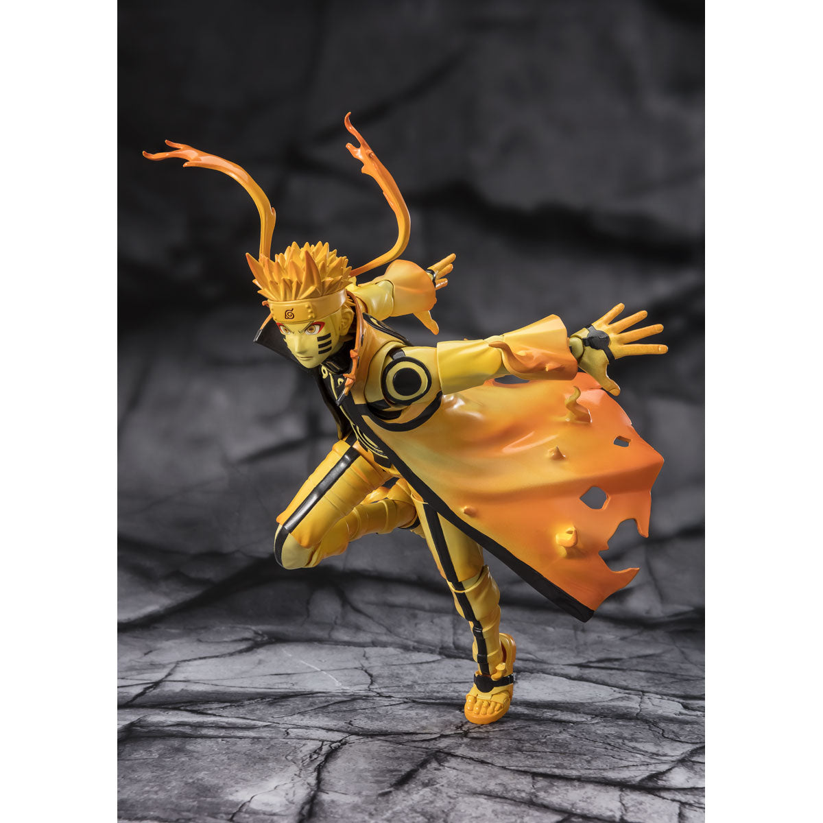 Naruto: Shippuden Naruto Uzumaki [Kurama Link Mode] by S.H. Figuarts