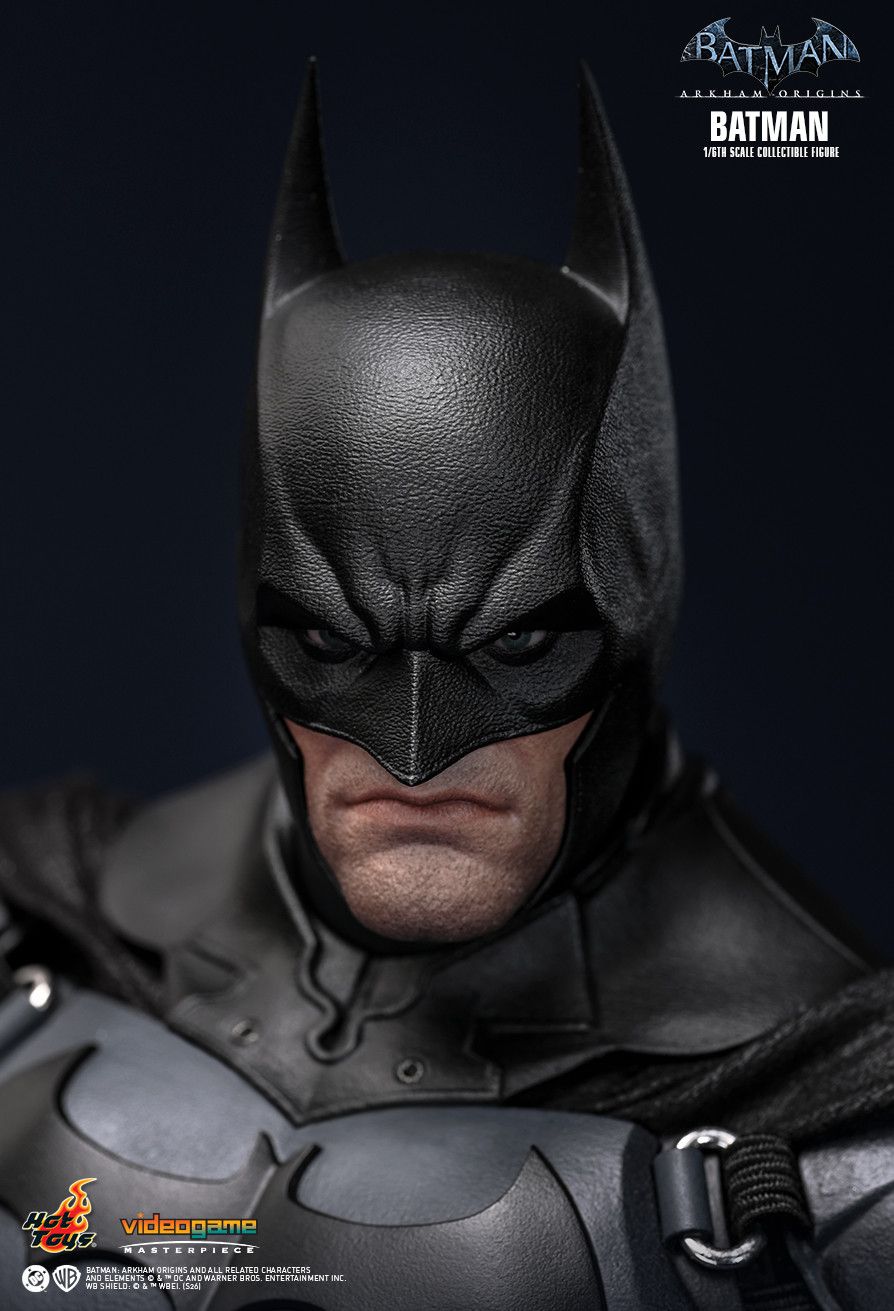 Batman (Arkham Origins) Sixth Scale Figure By Hot Toys